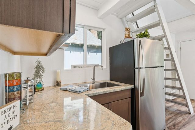 794 Woodland, Crestline, CA 92325