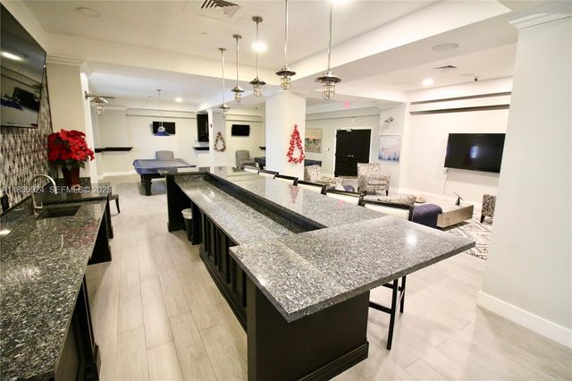 2501 S Ocean Drive 427, Hollywood, FL 33019