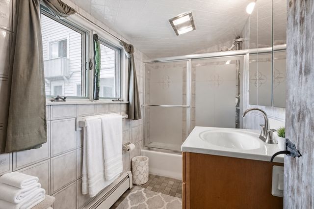8 Castle Road, Nahant, MA 01908