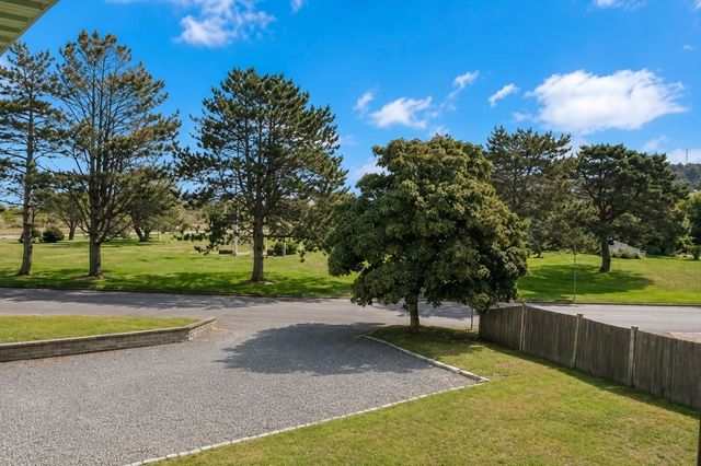 8 Castle Road, Nahant, MA 01908