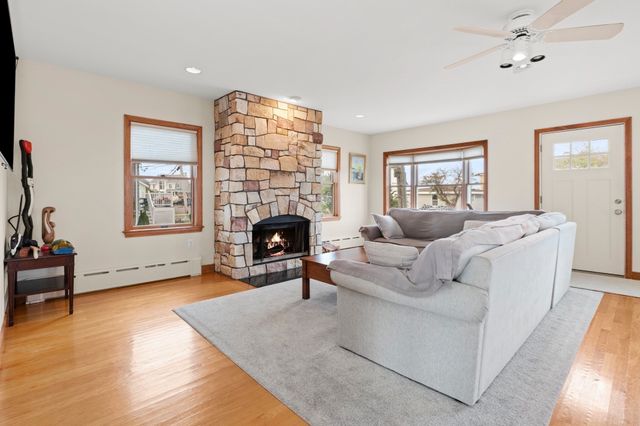 8 Castle Road, Nahant, MA 01908