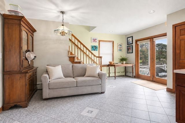 8 Castle Road, Nahant, MA 01908