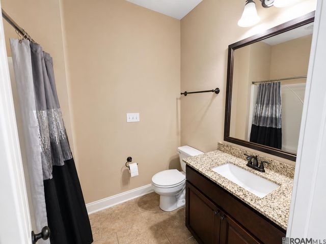 1801 S Darla Ave, Gonzales, LA 70737