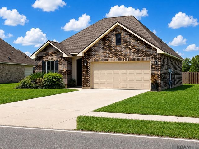 1801 S Darla Ave, Gonzales, LA 70737