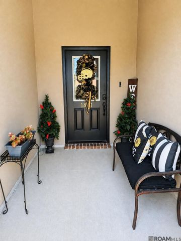 1801 S Darla Ave, Gonzales, LA 70737