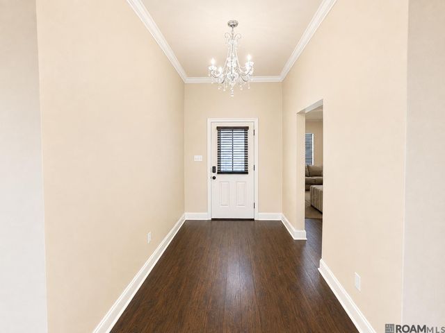 1801 S Darla Ave, Gonzales, LA 70737