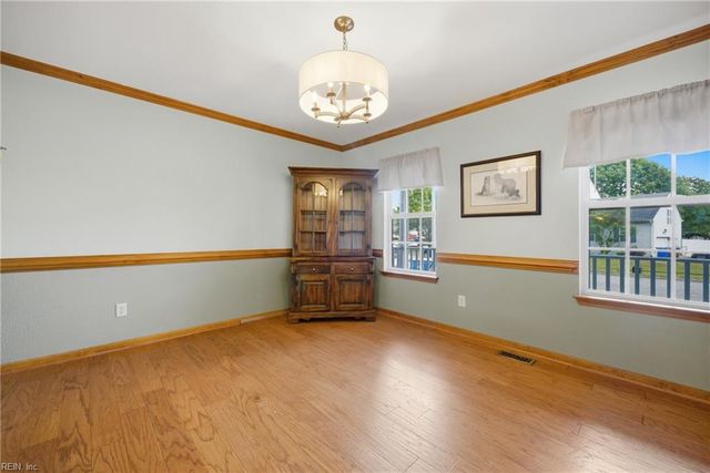 961 Speight Lyons LOOP, Chesapeake, VA 23323