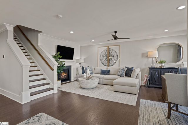 1200 N Pinot Road, Duncan, SC 29334