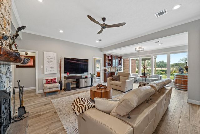 25 The Oval Street, Sugar Land, TX 77479