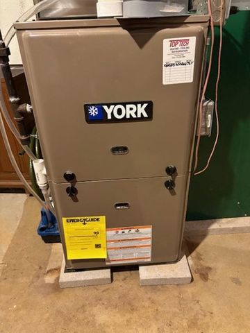 1628 10TH AVENUE, Antigo, WI 54409