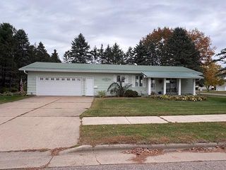 1628 10TH AVENUE, Antigo, WI 54409