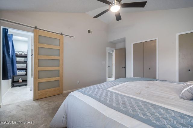 8405 Fernview Dr, Louisville, KY 40291