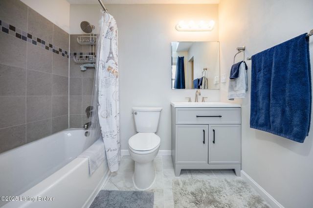 8405 Fernview Dr, Louisville, KY 40291