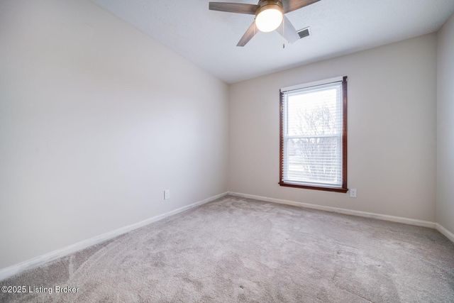 8405 Fernview Dr, Louisville, KY 40291