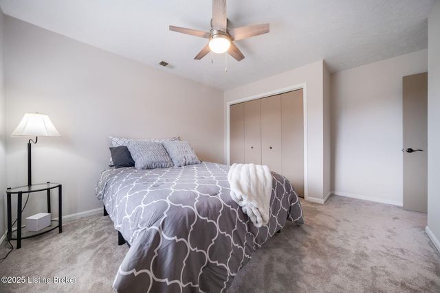 8405 Fernview Dr, Louisville, KY 40291