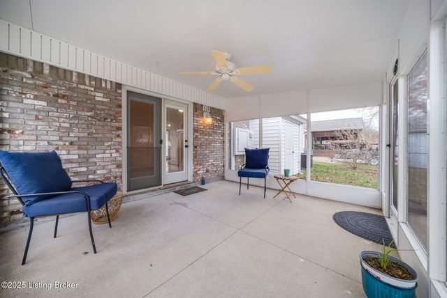 8405 Fernview Dr, Louisville, KY 40291