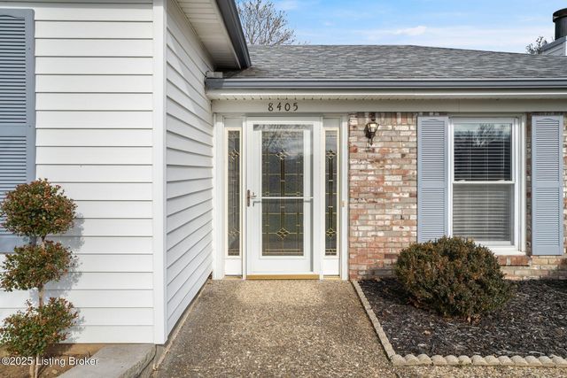 8405 Fernview Dr, Louisville, KY 40291