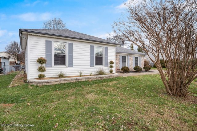 8405 Fernview Dr, Louisville, KY 40291