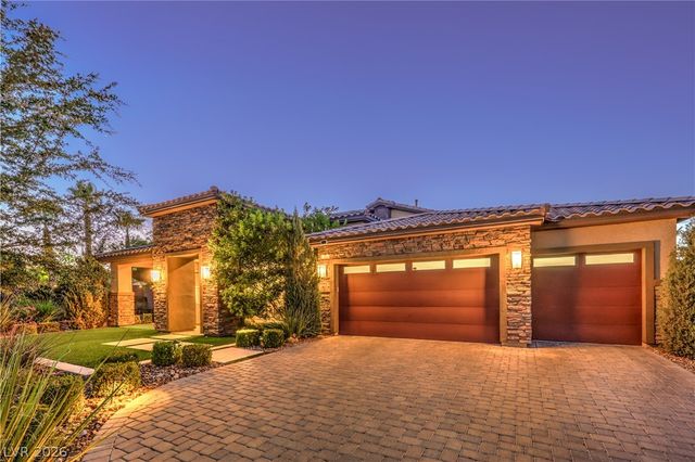 7119 Arabian Ridge Street, Las Vegas, NV 89131