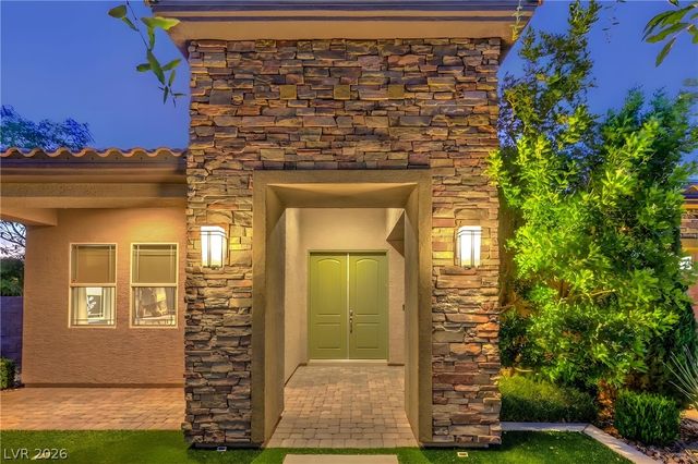 7119 Arabian Ridge Street, Las Vegas, NV 89131