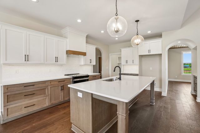 1181 Unionville Deason Rd, Shelbyville, TN 37160