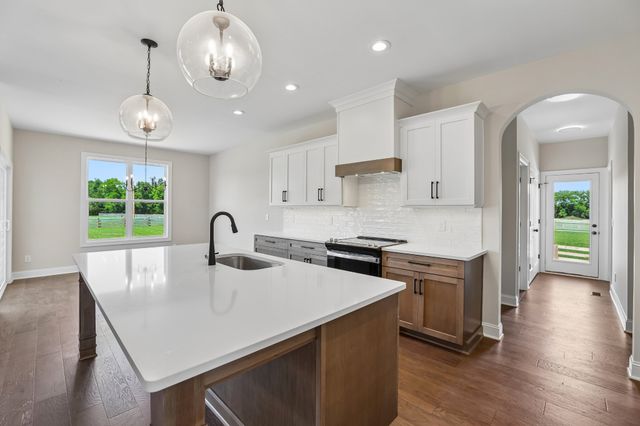 1181 Unionville Deason Rd, Shelbyville, TN 37160