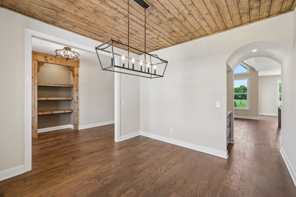 1181 Unionville Deason Rd, Shelbyville, TN 37160