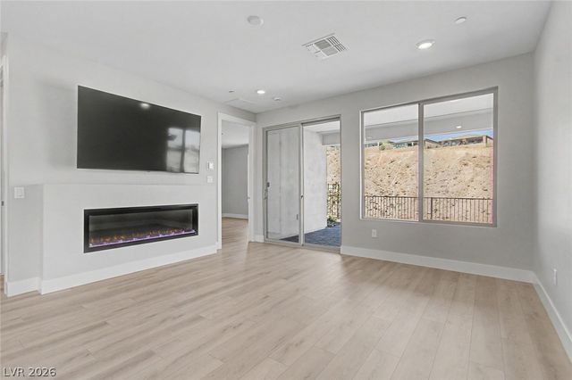 48 Crimson Cactus Avenue, Henderson, NV 89011