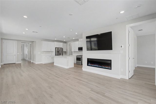 48 Crimson Cactus Avenue, Henderson, NV 89011