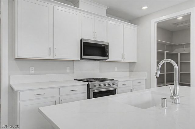 48 Crimson Cactus Avenue, Henderson, NV 89011