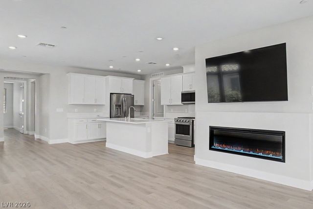 48 Crimson Cactus Avenue, Henderson, NV 89011