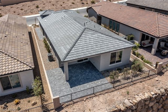 48 Crimson Cactus Avenue, Henderson, NV 89011