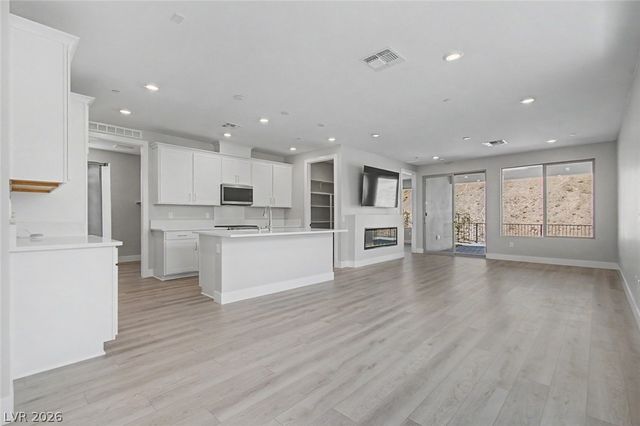 48 Crimson Cactus Avenue, Henderson, NV 89011