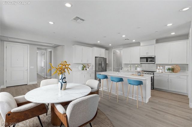 48 Crimson Cactus Avenue, Henderson, NV 89011