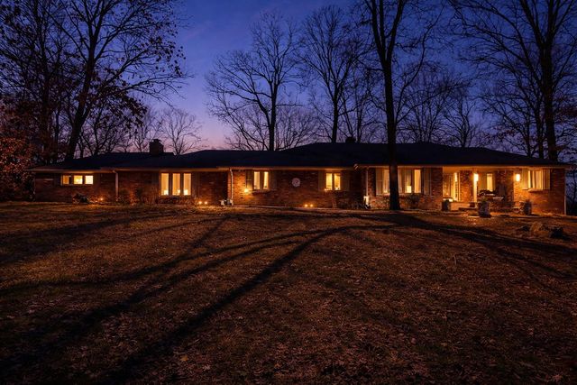 329 Fairway Drive, Clarksville, TN 37043