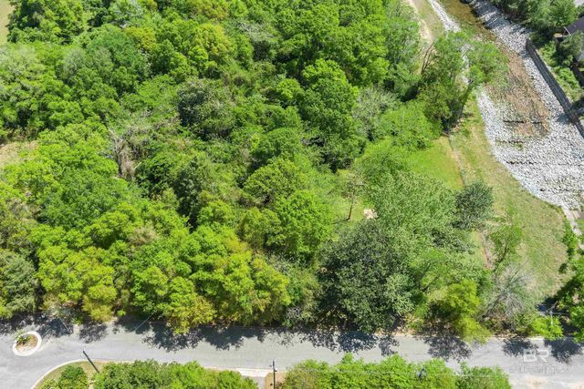 229 East Drive, Mobile, AL 36608