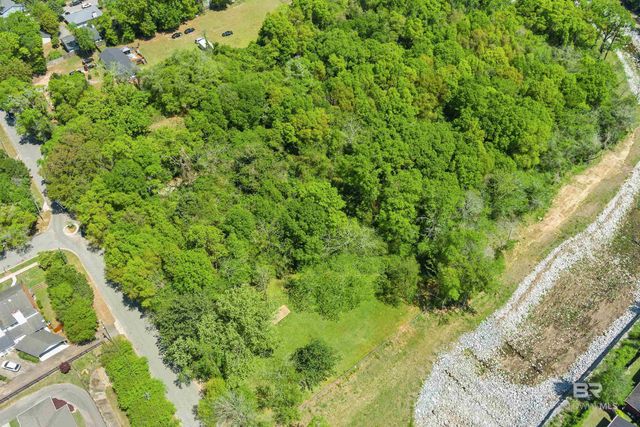 229 East Drive, Mobile, AL 36608