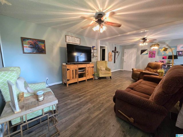 512 CAROLINE DRIVE, Weaver, AL 36277