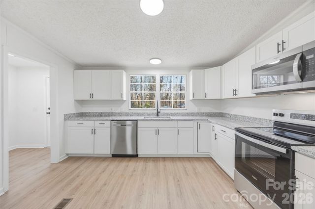 1123 Dallas Stanley Highway, Dallas, NC 28034