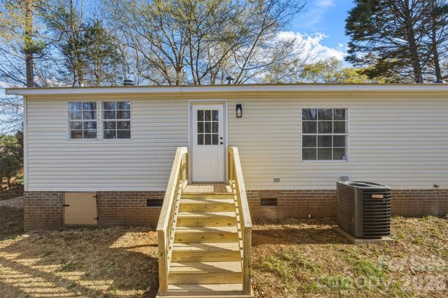 1123 Dallas Stanley Highway, Dallas, NC 28034