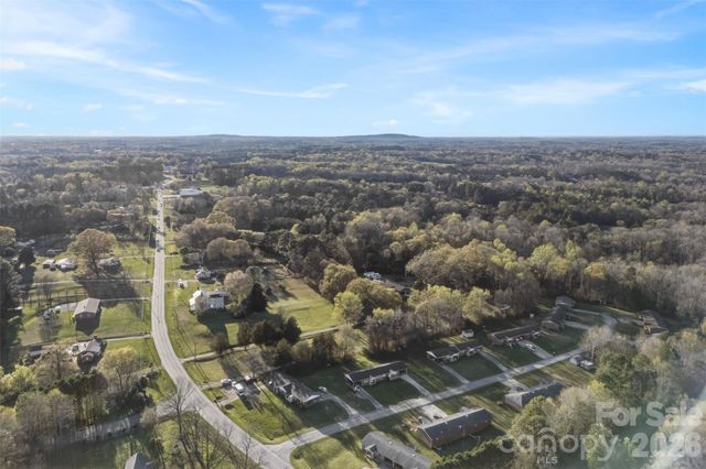 1123 Dallas Stanley Highway, Dallas, NC 28034