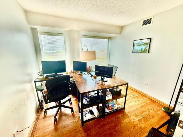 1720 Maple Avenue 780, Evanston, IL 60201