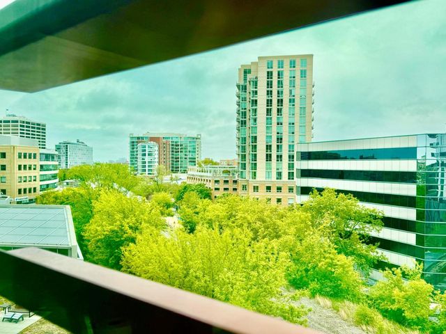 1720 Maple Avenue 780, Evanston, IL 60201