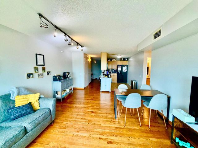 1720 Maple Avenue 780, Evanston, IL 60201