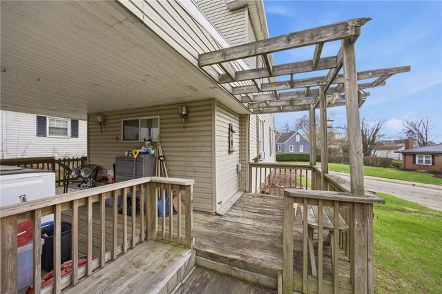 501 Camp Avenue, New Kensington, PA 15068