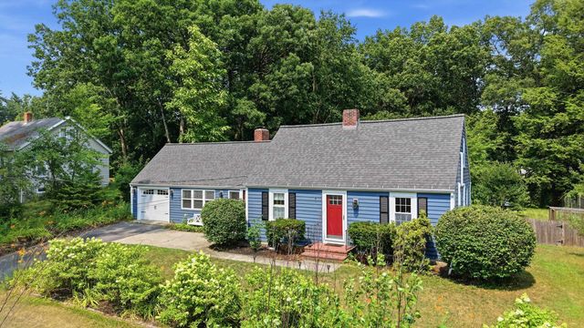 27 Baker Street, Hudson, NH 03051