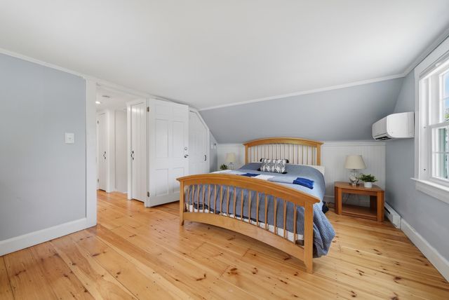 27 Baker Street, Hudson, NH 03051