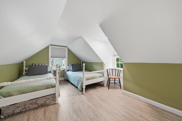 27 Baker Street, Hudson, NH 03051