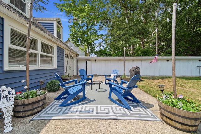 27 Baker Street, Hudson, NH 03051