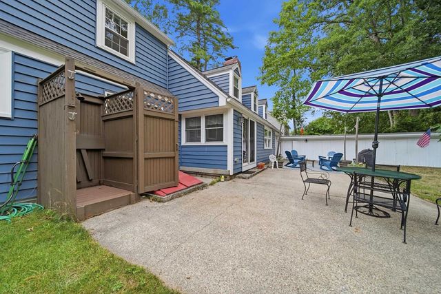 27 Baker Street, Hudson, NH 03051